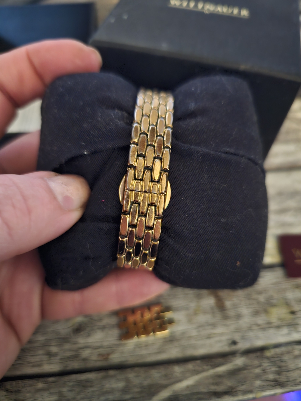 Wittnauer Diamond Gold Mother of Pearl Women's Watch - Picture 5 of 6